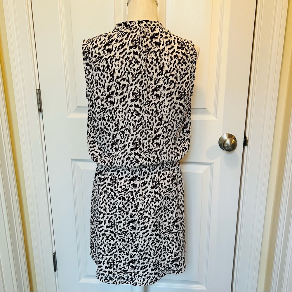 NEW LILA ROSE ANIMAL PRINT DRESS - Picture 5 of 13